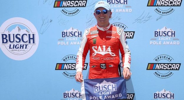 Visit Ty Gibbs ganó la Pole Position para la Toyota/Save Mart 350 en el Sonoma Raceway page