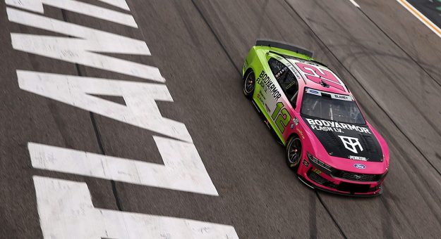 Visit Resultados NASCAR Cup Series 2026 page