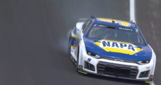 Chase Elliott struggles after hitting the wall