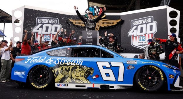 Visit Corey Heim ganó la Brickyard 400 de la Cup Series 2026 en el Indianapolis Motor Speedway page