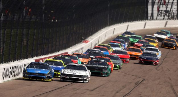Visit Nadie puede estar tranquilo camino al Iowa Speedway y The Chase de la Cup Series 2027 page