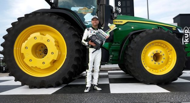 Visit Previa para la  la Iowa Corn 350 de la Cup Series 2026 en el Iowa Speedway page