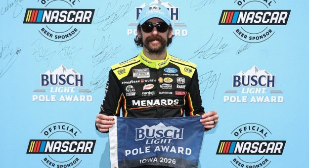 Visit Ryan Blaney ganó la Pole Position para la Iowa Corn 350 de la NASCAR Cup Series 2026 page