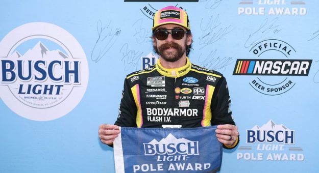 Visit Ryan Blaney ganó la Pole Position para la Cook Out 400 en el Richmond Raceway page