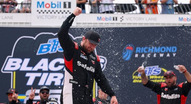 Visit Kaden Honeycutt ganó la Black’s Tire 250 en el Richmond Raceway page
