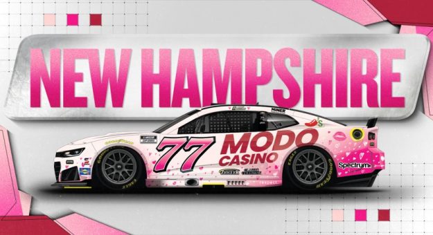 Visit Autos con nuevo look NASCAR 2026 en el New Hampshire Motor Speedway page