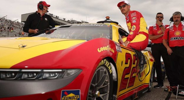 Visit Las mejores fotos del fin de semana NASCAR 2026 en el New Hampshre Motor Speedway page
