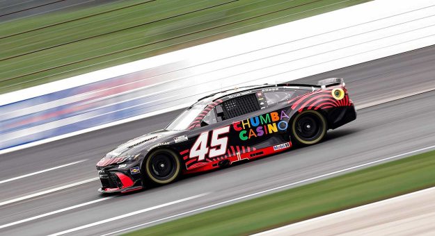 Visit Tyler Reddick ganó la Pole Position para en el New Hampshire Speedway page
