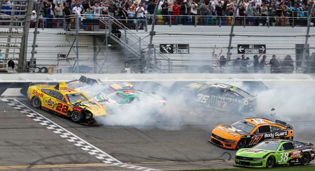 Chart showing the length in laps of green-flag finishes in the last nine Cup Series races at Daytona.