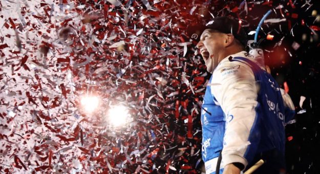 Visit Ryan Preece ganó la Coke Zero Sugar 400 de la Cup Series 2026 en Daytona page