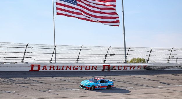 erik jones drives at darlington