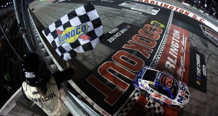 Sep 6 Bell Checkered Flag 870x462