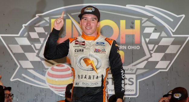 Visit Jake Garcia ganó la UNOH 250 de la O´ReillySeries en el Bristol Motor Speedway page
