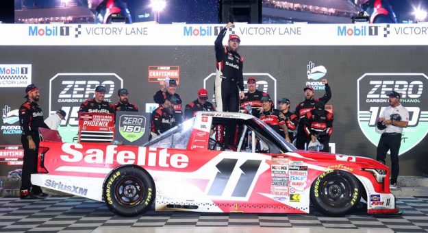 Visit Kaden Honeycutt ganó la Zero Carbon Bioethanol 150 de la Truck Series en el Phoenix Raceway page