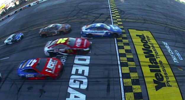 Visit Resultados NASCAR Cup Series 2026 page