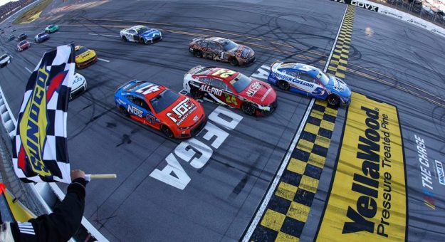 Visit Las Mejores Fotos del Fin de Semana The Chase NASCAR 2026 en el Talladega Superspeedway page