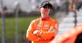 Hamlin scores Martinsville pole: ‘Going to give it all we got’